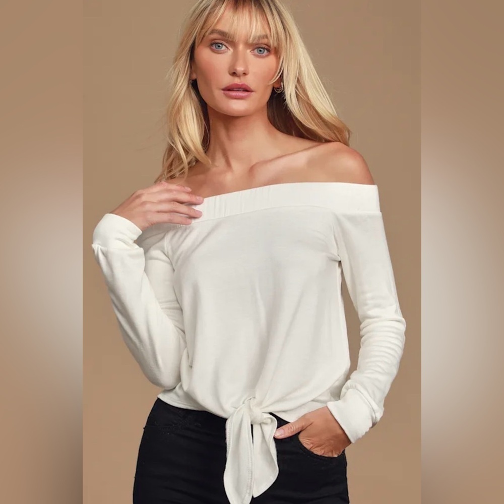 Lulu's Off Shoulder‎ White Top